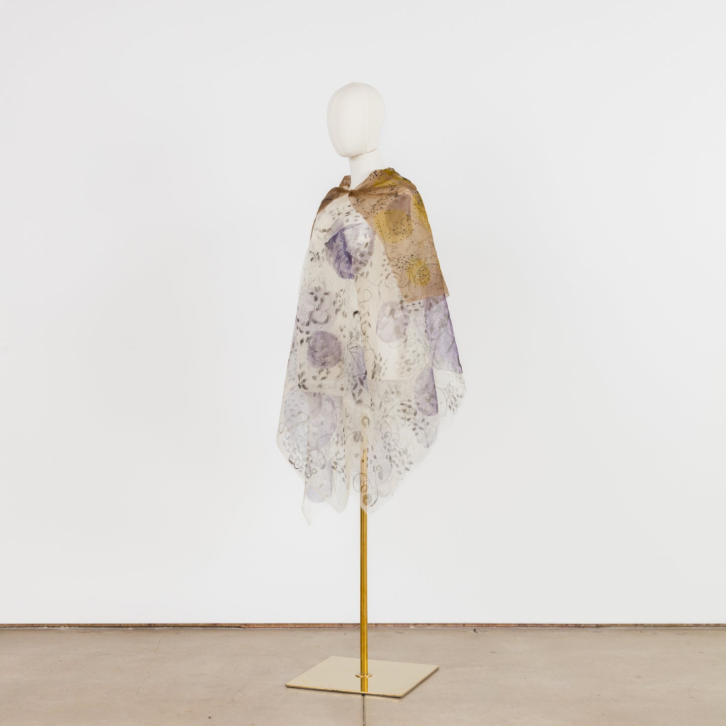 Ariel Dill • Poncho