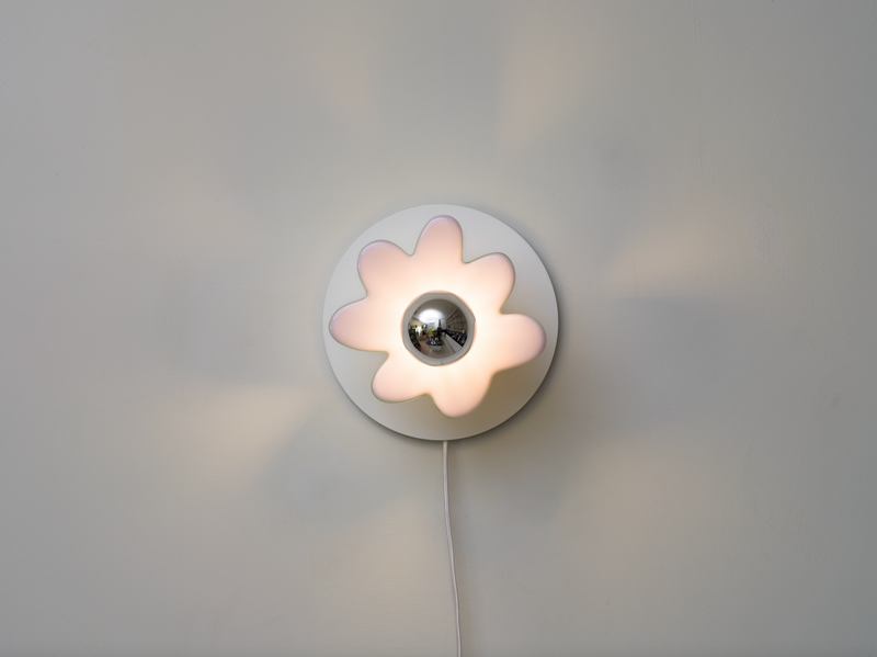 JAMES HERMAN SCONCE (white/pink) 004