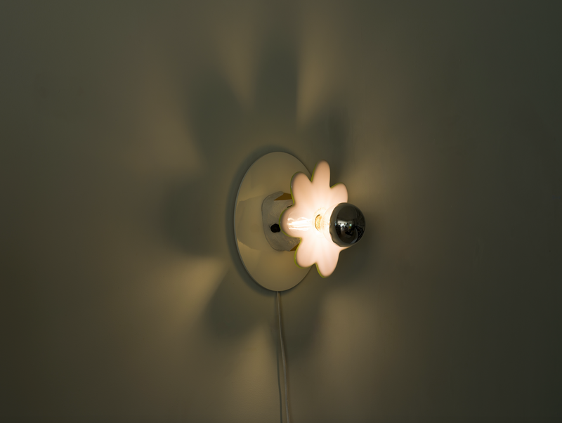 JAMES HERMAN SCONCE (white/pink) 004